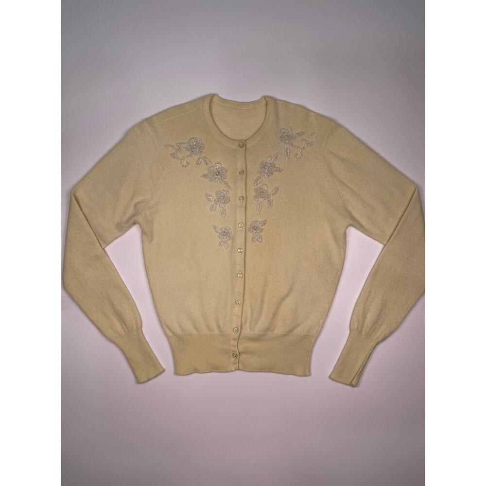 Cashmere Pringle of Scotland Cream Cardigan Beaded Floral Embellishments Sz S - Picture 4 of 11